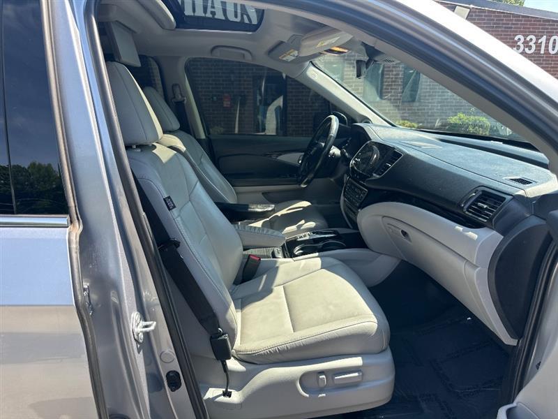 Honda Pilot Touring 2WD 2021