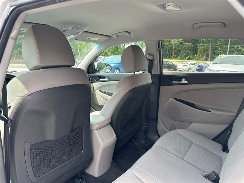 Hyundai Tucson SE 2021