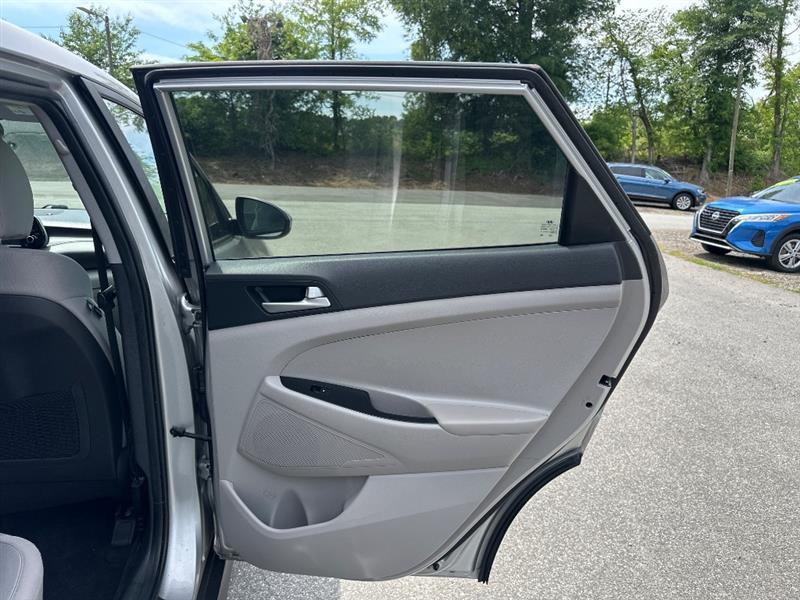 Hyundai Tucson SE 2021