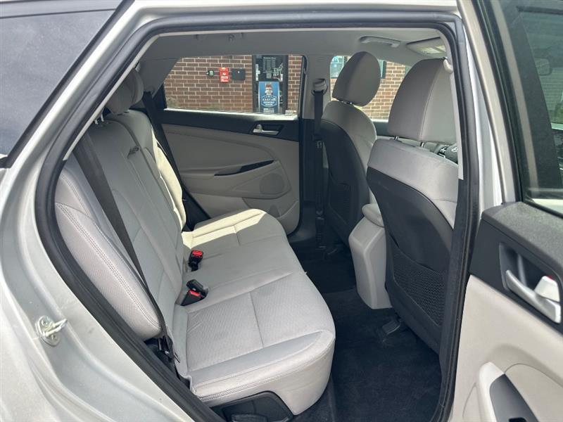 Hyundai Tucson SE 2021