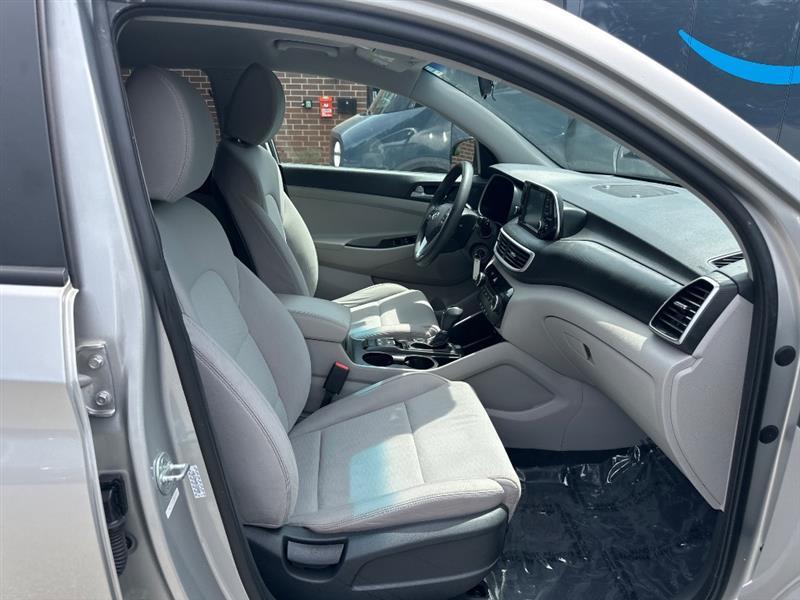 Hyundai Tucson SE 2021