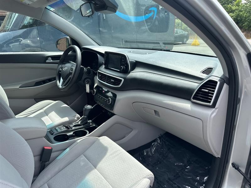 Hyundai Tucson SE 2021