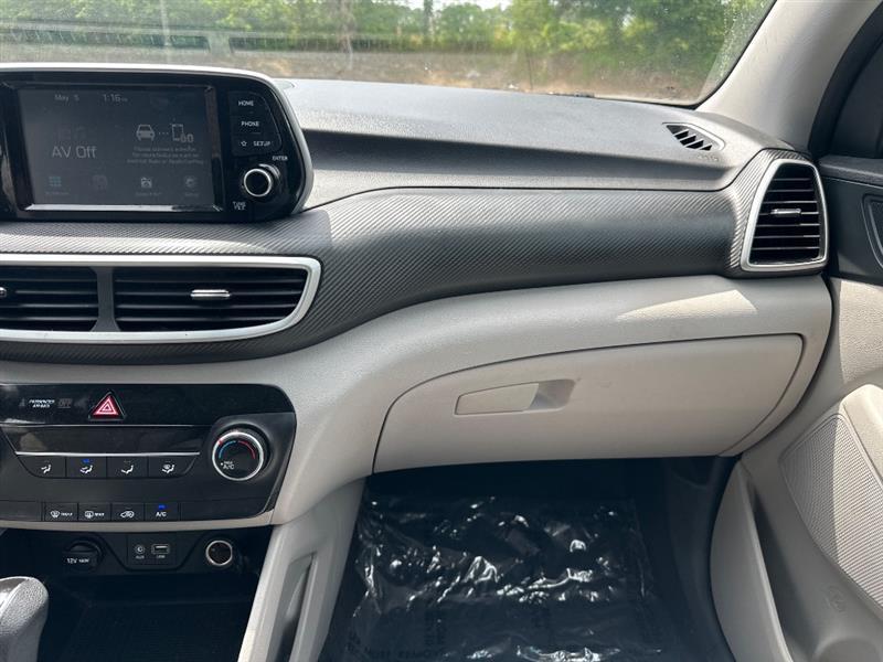 Hyundai Tucson SE 2021