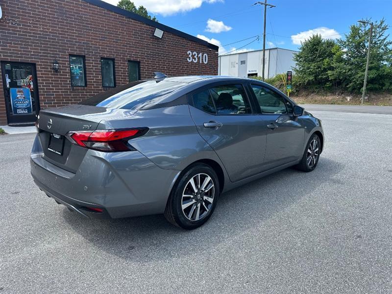 Nissan Versa SV 2022