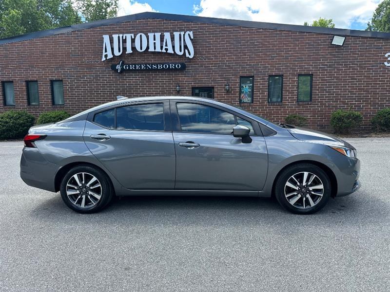 Nissan Versa SV 2022