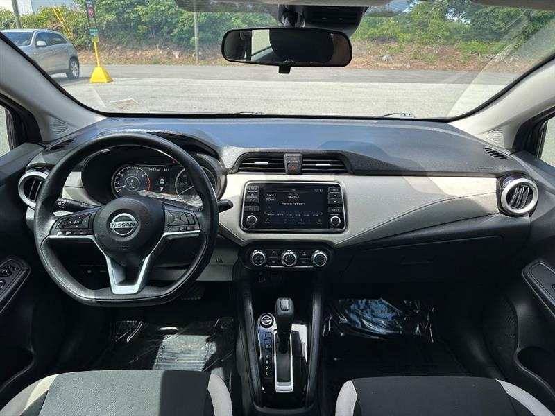 Nissan Versa SV 2022