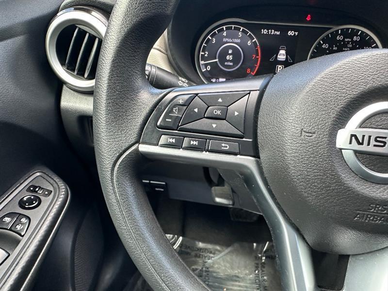 Nissan Versa SV 2022