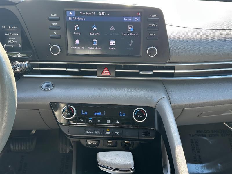 Hyundai Elantra SEL 2022