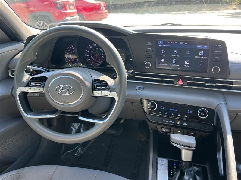 Hyundai Elantra SEL 2022