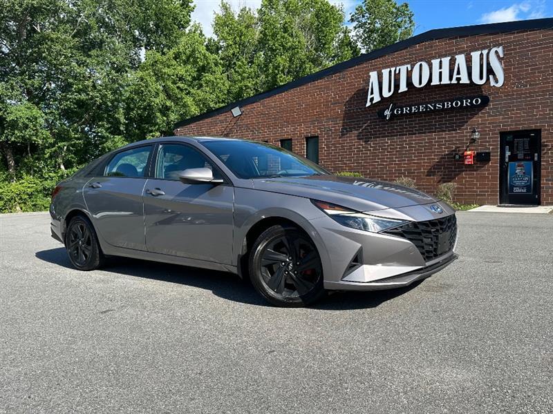 Hyundai Elantra SEL 2022