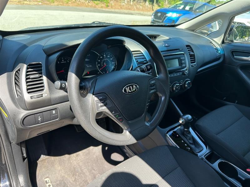 Kia Forte LX 6A 2017