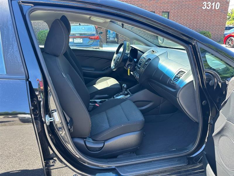 Kia Forte LX 6A 2017