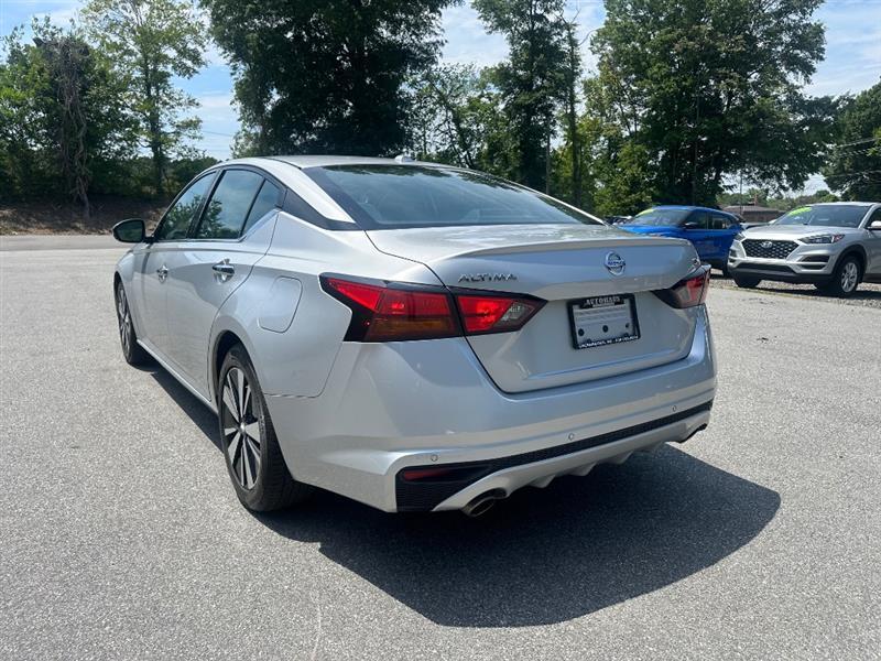 Nissan Altima 2.5 SV 2019