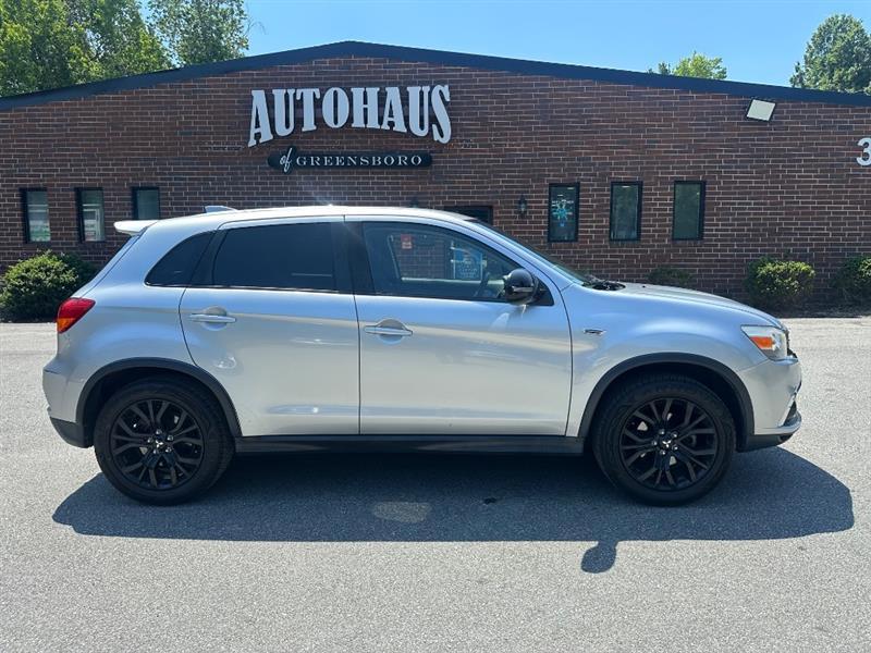 Mitsubishi Outlander Sport 2.0 ES 5M 2019