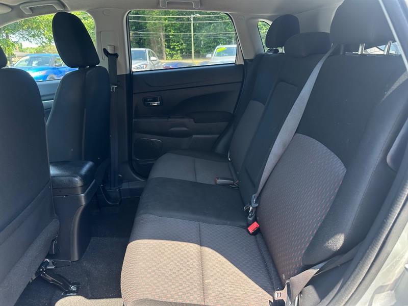 Mitsubishi Outlander Sport 2.0 ES 5M 2019