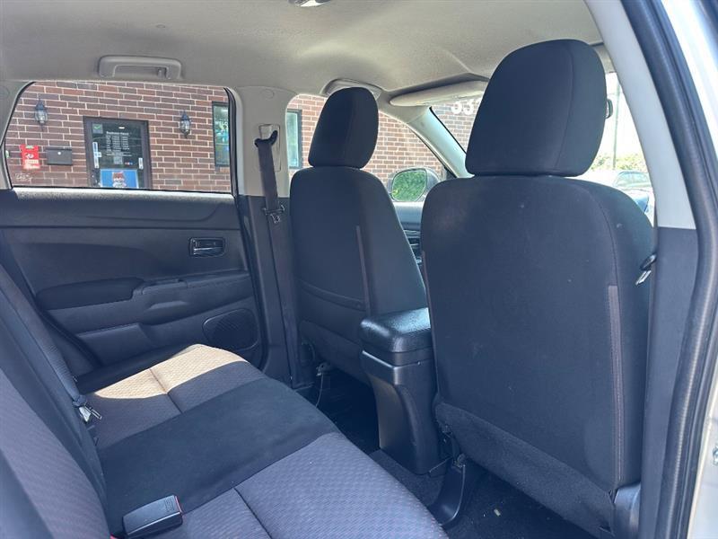 Mitsubishi Outlander Sport 2.0 ES 5M 2019