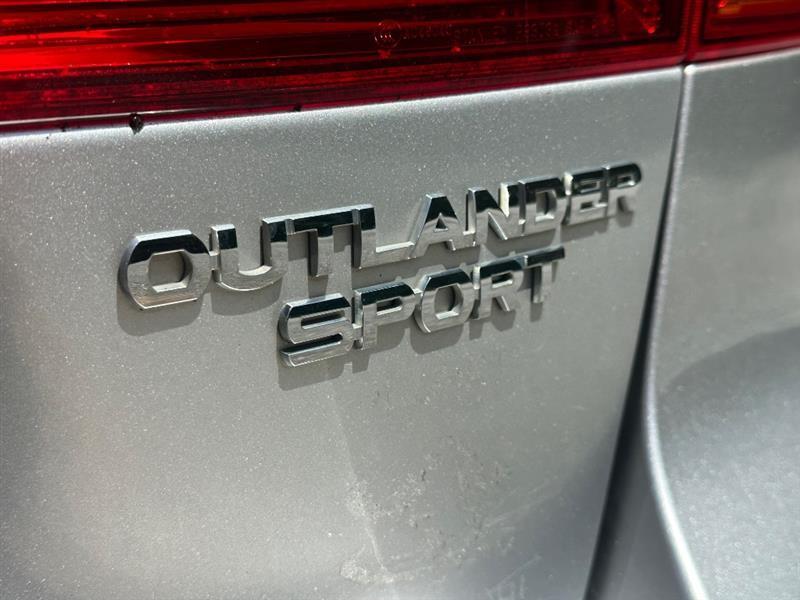 Mitsubishi Outlander Sport 2.0 ES 5M 2019