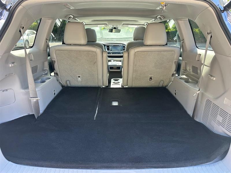 Toyota Highlander XLE FWD V6 2017