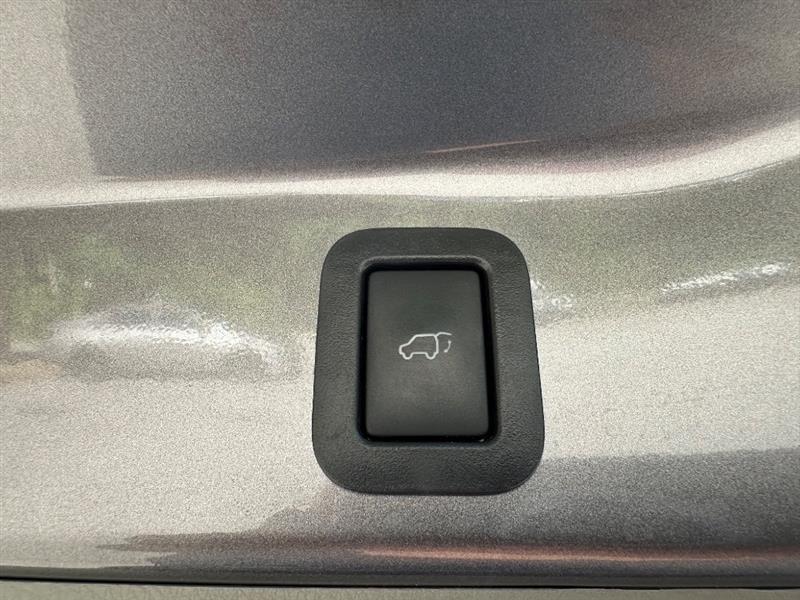 Toyota Highlander XLE FWD V6 2017