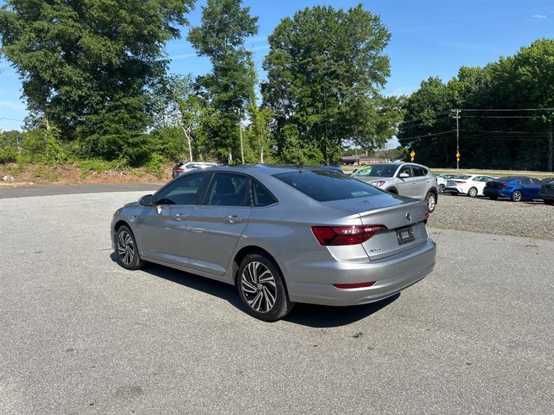 Volkswagen Jetta 1.4T SEL 8A 2021
