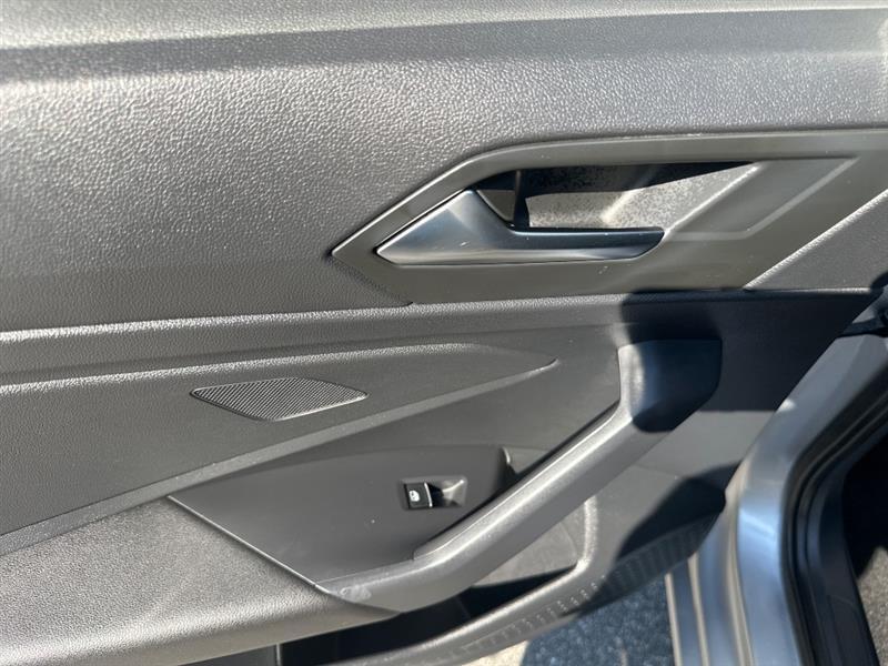Volkswagen Jetta 1.4T SEL 8A 2021