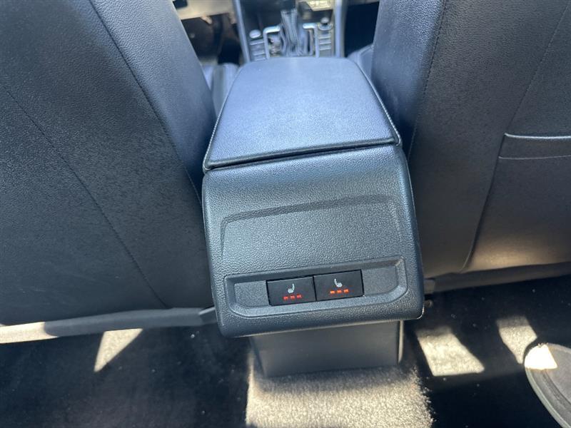 Volkswagen Jetta 1.4T SEL 8A 2021