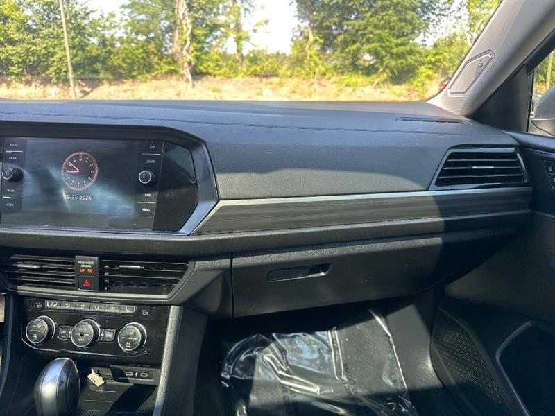 Volkswagen Jetta 1.4T SEL 8A 2021