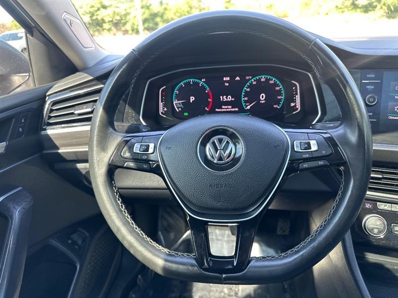 Volkswagen Jetta 1.4T SEL 8A 2021