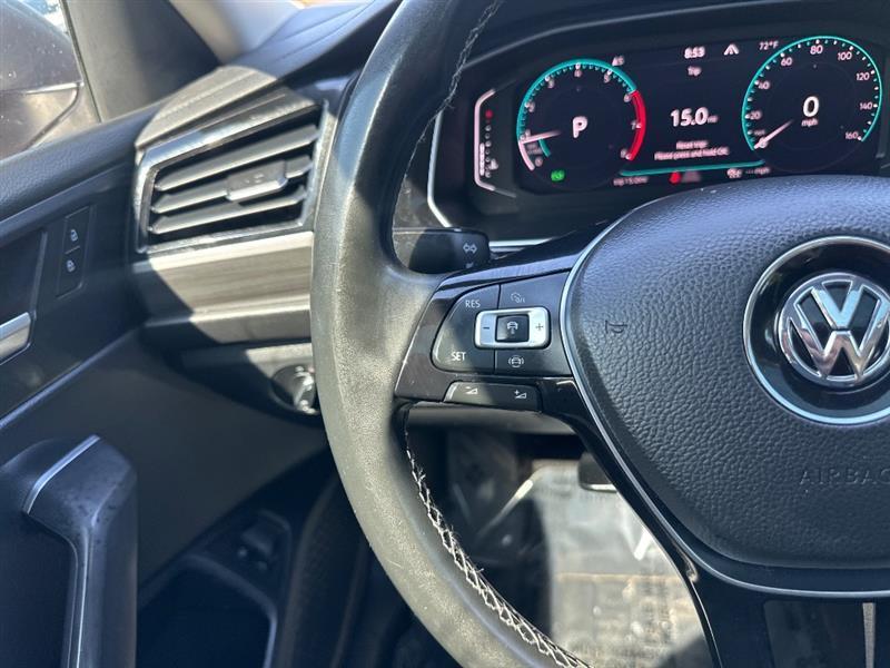 Volkswagen Jetta 1.4T SEL 8A 2021