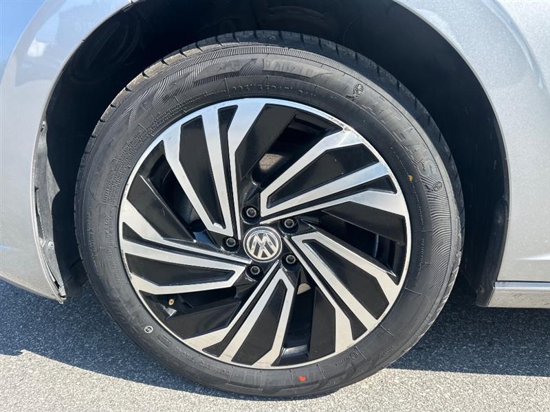 Volkswagen Jetta 1.4T SEL 8A 2021