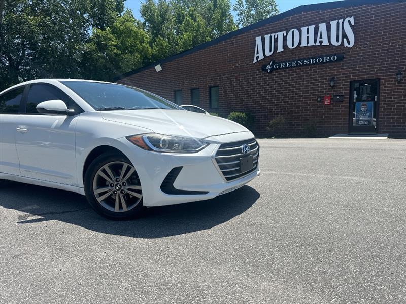 Hyundai Elantra Value Edition 6A 2017