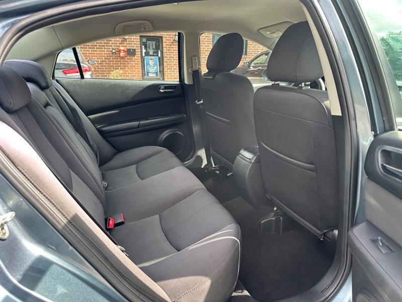 Mazda MAZDA6 i Touring 2012