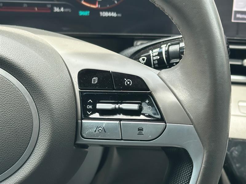 Hyundai Elantra SEL 2023