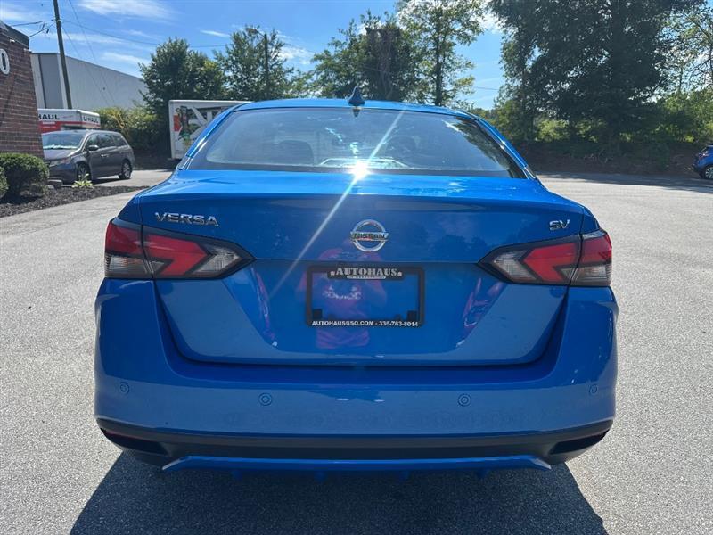 Nissan Versa SV 2021