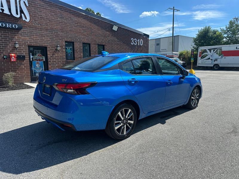 Nissan Versa SV 2021