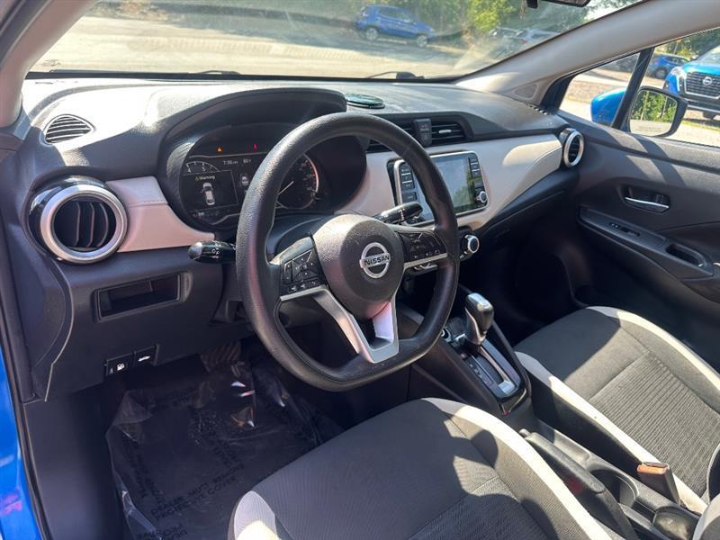 Nissan Versa SV 2021