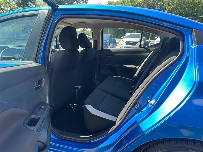 Nissan Versa SV 2021