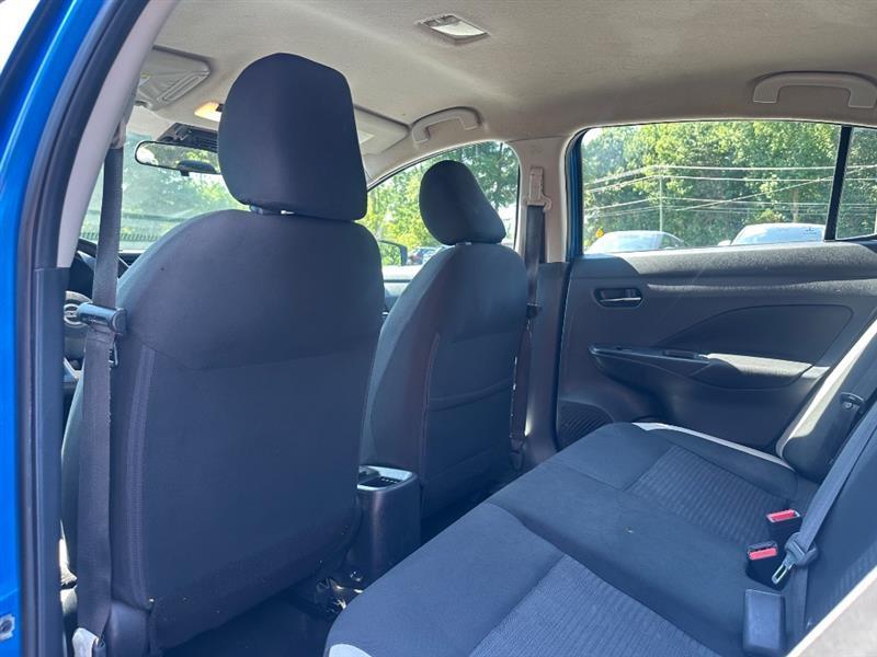 Nissan Versa SV 2021