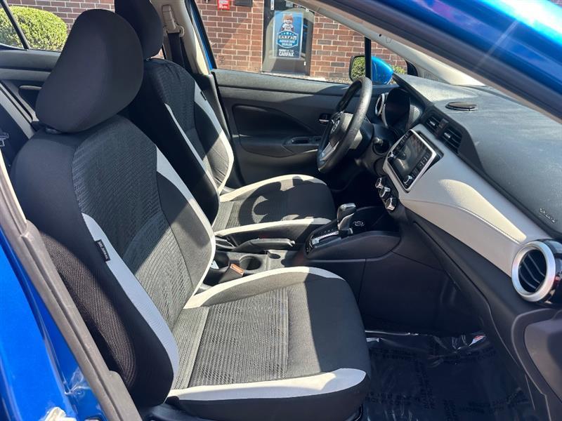 Nissan Versa SV 2021