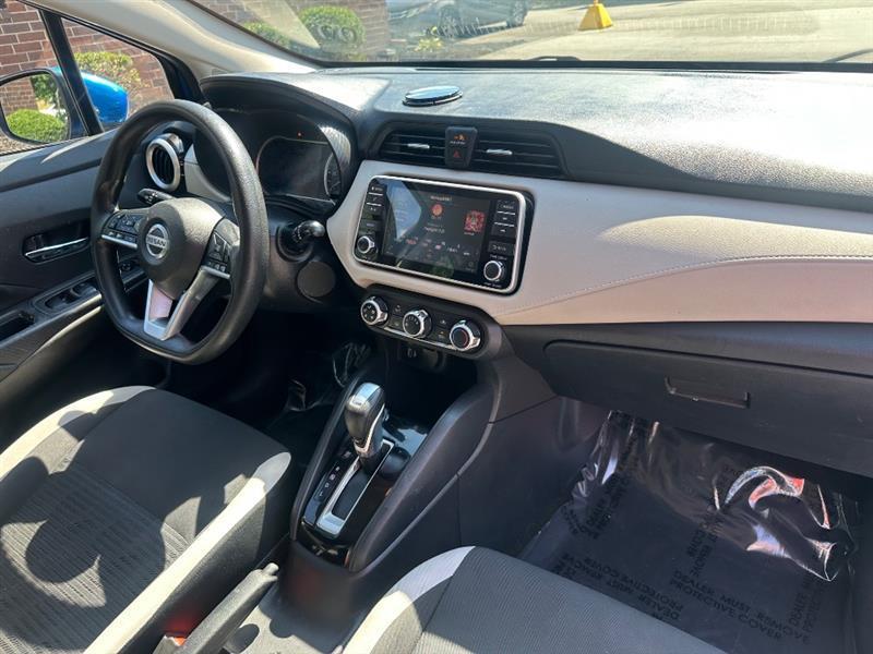 Nissan Versa SV 2021