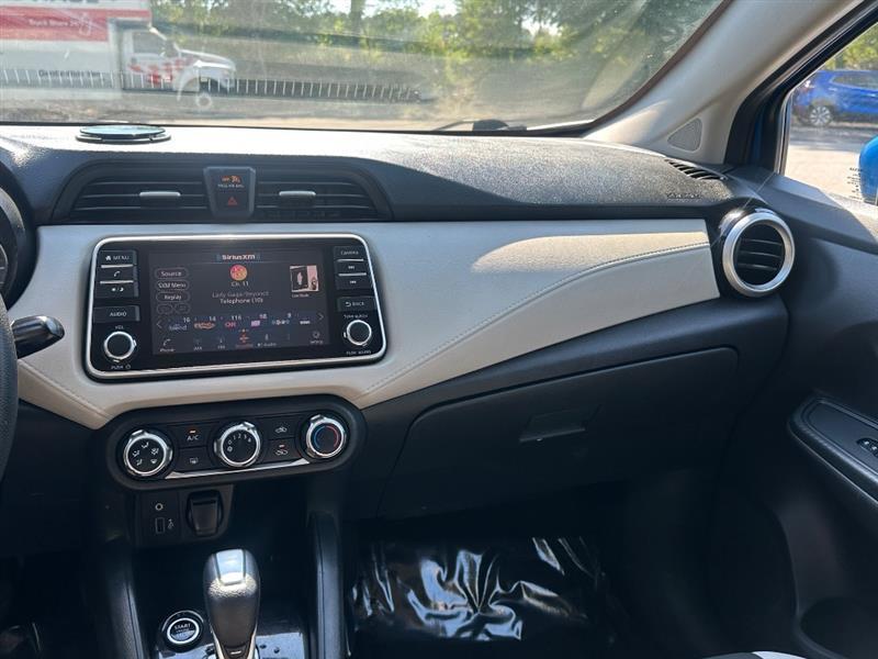 Nissan Versa SV 2021