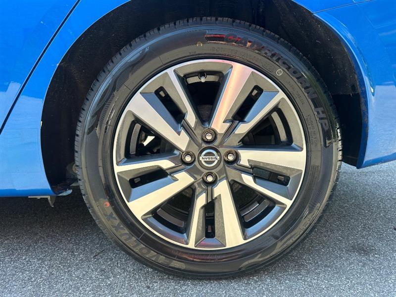 Nissan Versa SV 2021