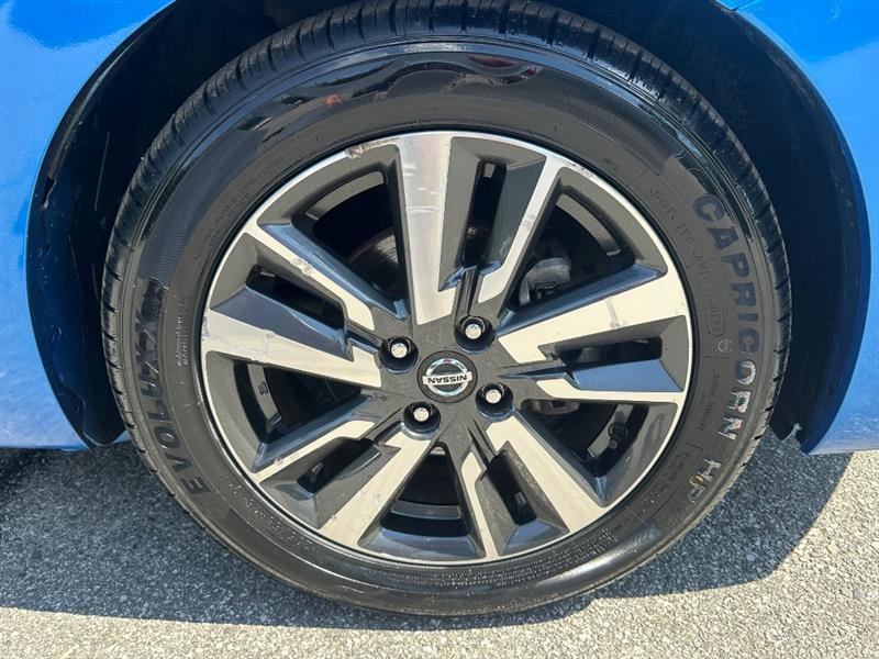 Nissan Versa SV 2021