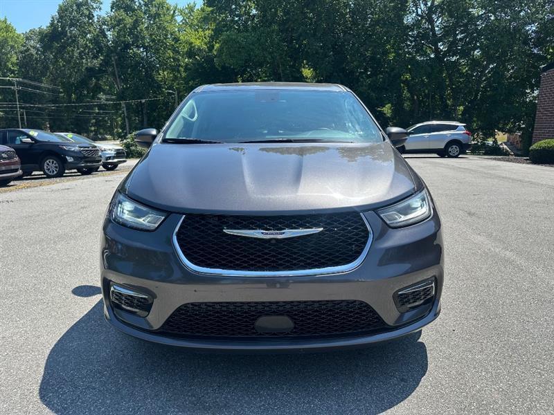 Chrysler Pacifica Touring L 2023