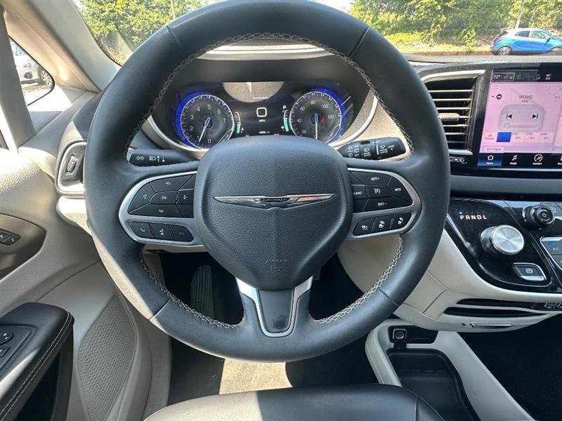 Chrysler Pacifica Touring L 2023