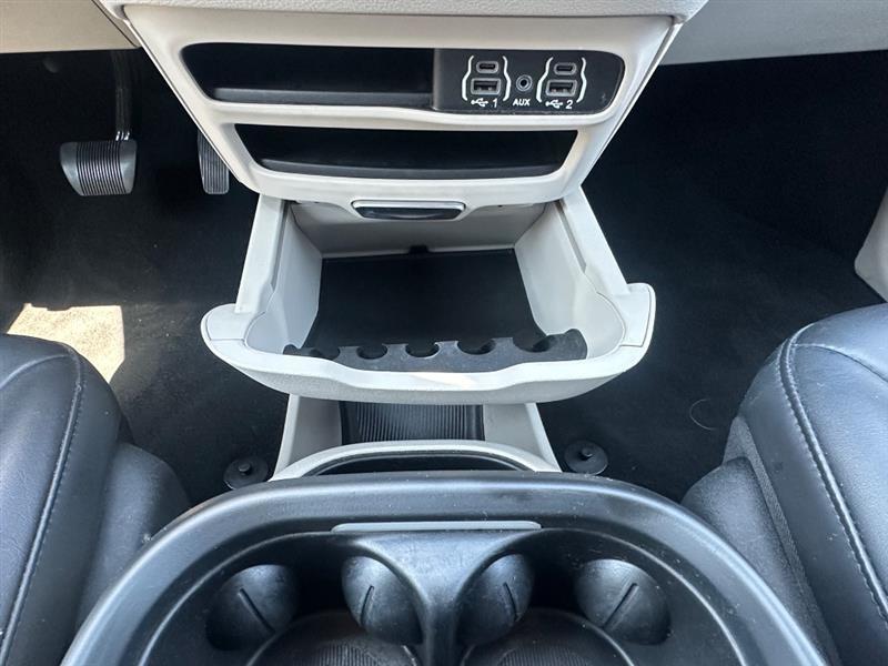 Chrysler Pacifica Touring L 2023