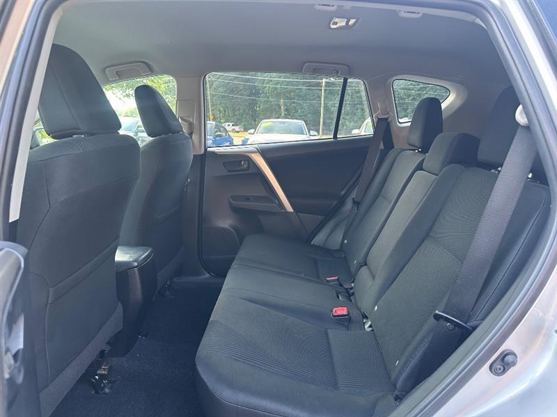 Toyota RAV4 LE FWD 2014