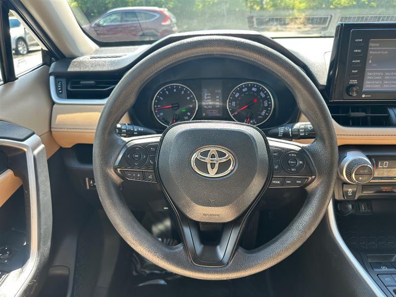 Toyota RAV4 XLE 2021