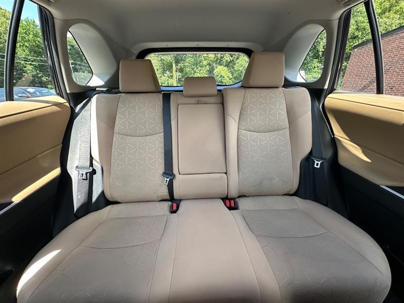 Toyota RAV4 XLE 2021