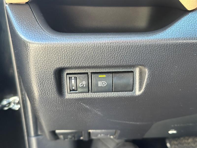 Toyota RAV4 XLE 2021